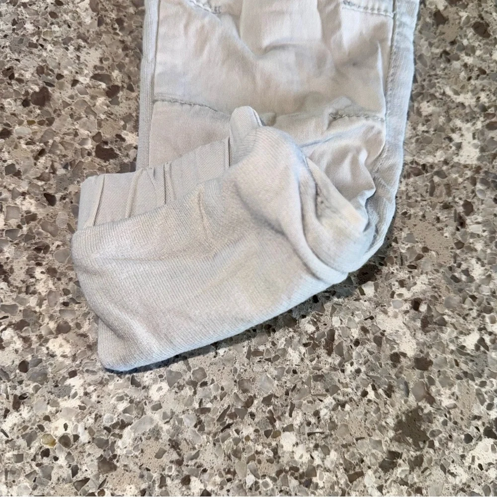 Cat & Jack l Light Gray Kids Jogger Pants l Boy’s Size: 3T - Picture 10 of 10